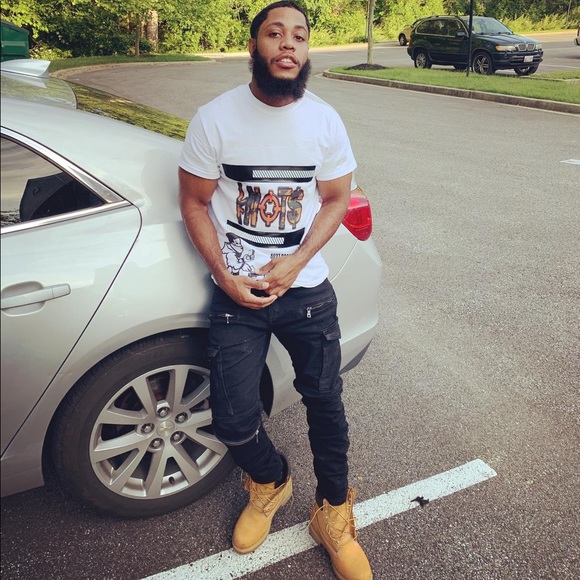 Meet your Posher, Joshua - Picture 1 of 1